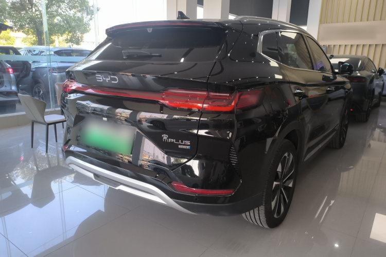 比亚迪 宋PLUS新能源 2025款 EV 智驾版 520km 尊贵型车身外观7