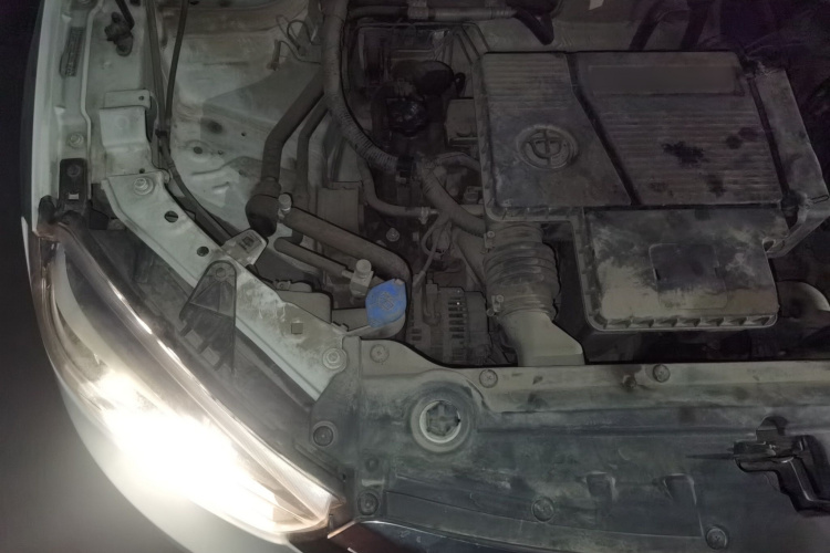 中华V3 2015款 1.5L 自动舒适型局部细节9006