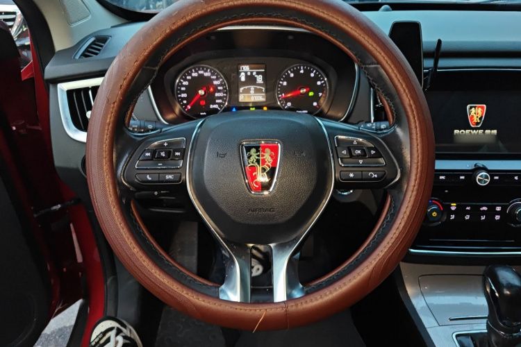 荣威RX5 2018款 20T 两驱自动旗舰版中控内饰13