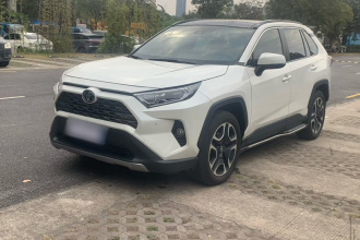 丰田 RAV4荣放 2020款 2.0L CVT四驱尊贵版