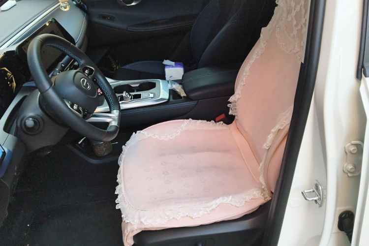 广汽传祺 传祺GS3 2023款 影速 270T 劲智版局部细节19