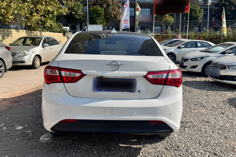 海马M3 2017款 1.5L 手动时尚型车身外观6004