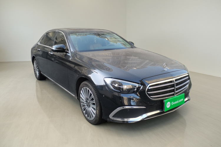 奔驰E级 2021款 E 300 L 时尚型车身外观3