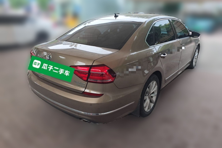 大众 帕萨特 2017款 330TSI DSG尊荣版车身外观6005