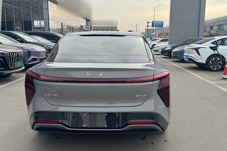 红旗EH7 2024款 760 Pro+ 四驱版车身外观6001