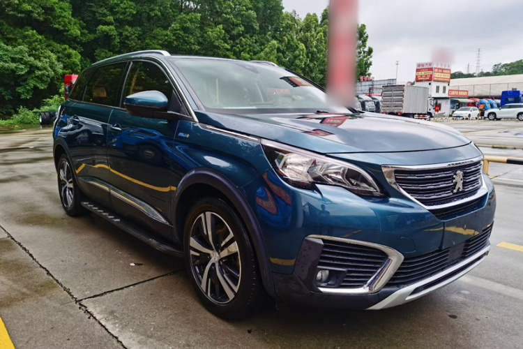 标致5008 2017款 380THP 7座精英版车身外观6003