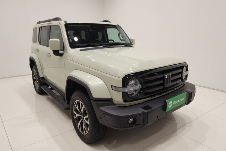 坦克300 2021款 城市版 2.0T 很有型车身外观3