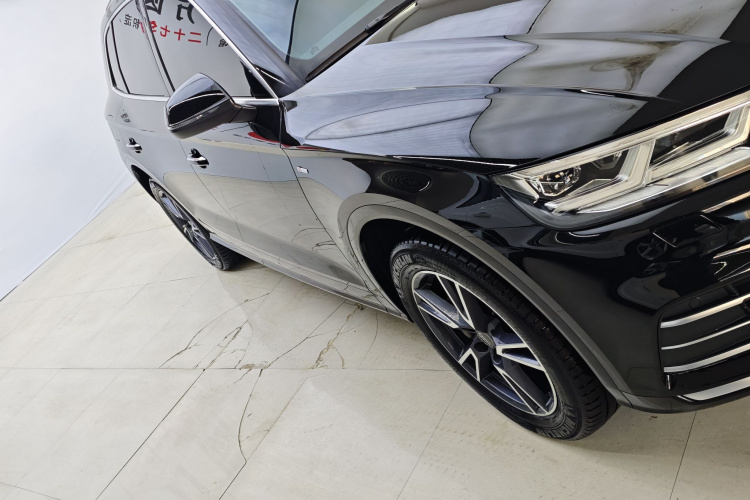 奥迪Q5L 2020款 改款 40 TFSI 荣享时尚型车身外观6002