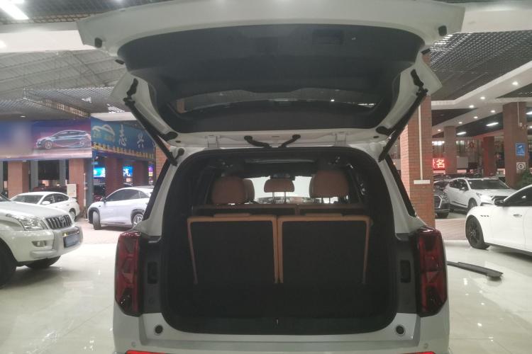 广汽传祺 传祺ES9 2024款 PHEV 143km Max中控内饰23