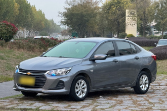 雪佛兰 科沃兹 2022款 325T 自动欣悦版