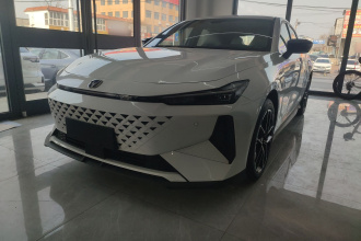 长安UNI-V 智电iDD 2024款 蓝鲸智电iDD 136km 智酷型