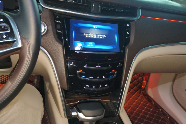 凯迪拉克XTS 2015款 28T 舒适型局部细节16