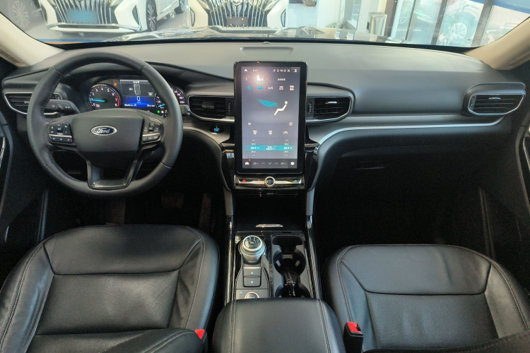 福特 探险者 2020款 EcoBoost 285 四驱风尚版 6座中控内饰12