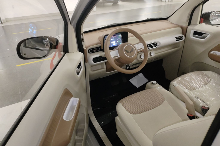 五菱汽车 宏光MINIEV 2024款 第三代 215km 青春版中控内饰20