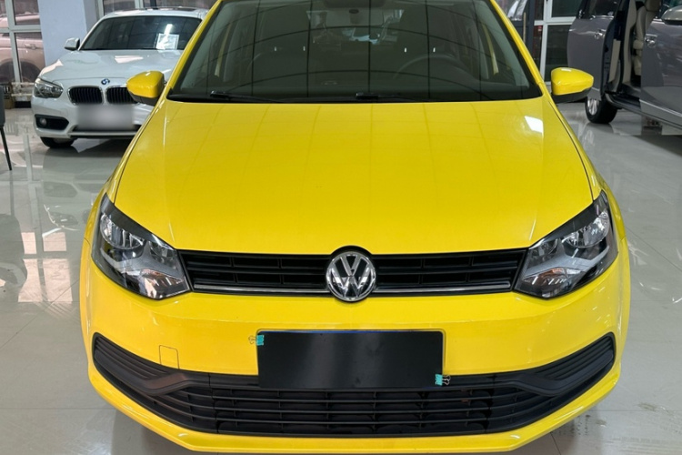 大众 Polo 2016款 1.4L 手动风尚型中控内饰7007