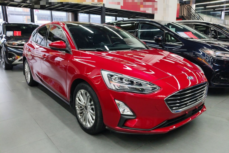 福特 福克斯 2020款 两厢 EcoBoost 180 自动锋耀型车身外观6001