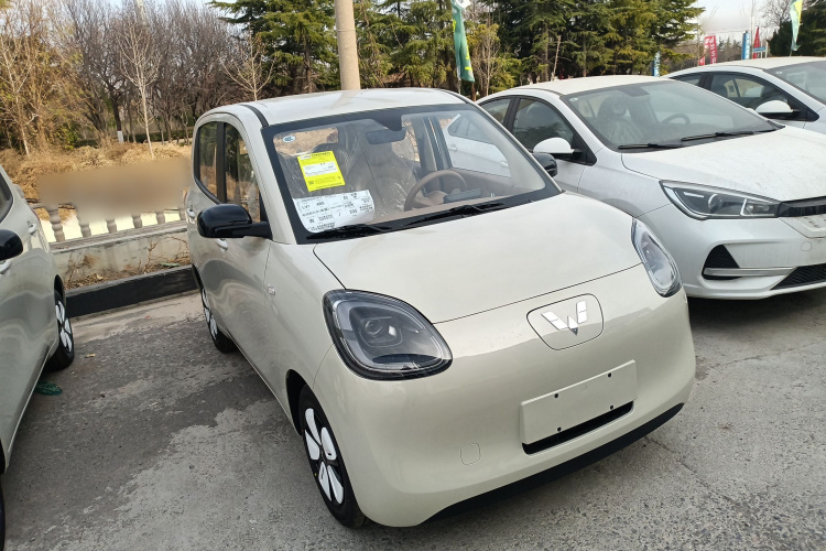 五菱汽车 宏光MINIEV 2025款 四门版 进阶款车身外观3