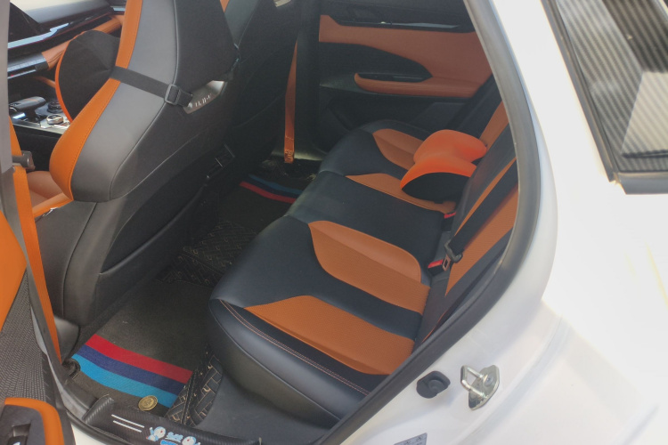 长安UNI-V 2023款 2.0T 领速版中控内饰21