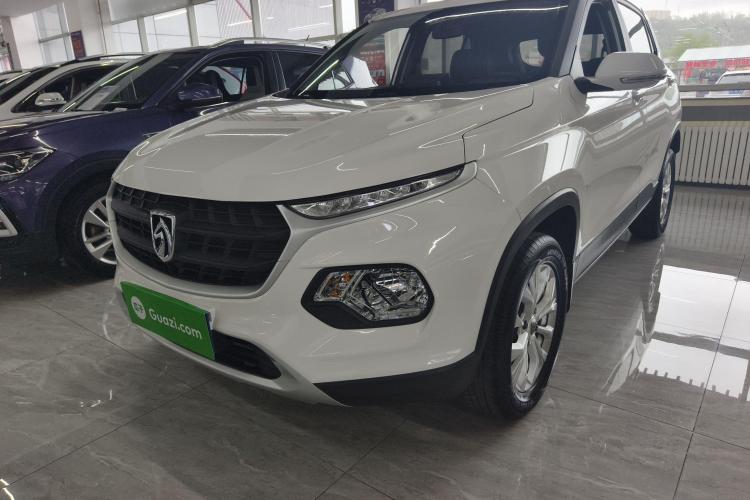 宝骏510 2021款 1.5L 手动劲享型车身外观1