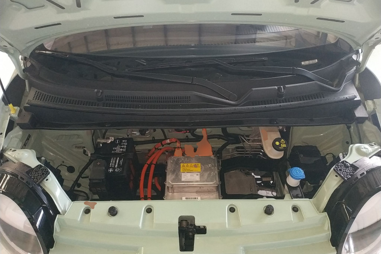 长安启源 长安Lumin 2023款 205km 香沁款机舱底盘24
