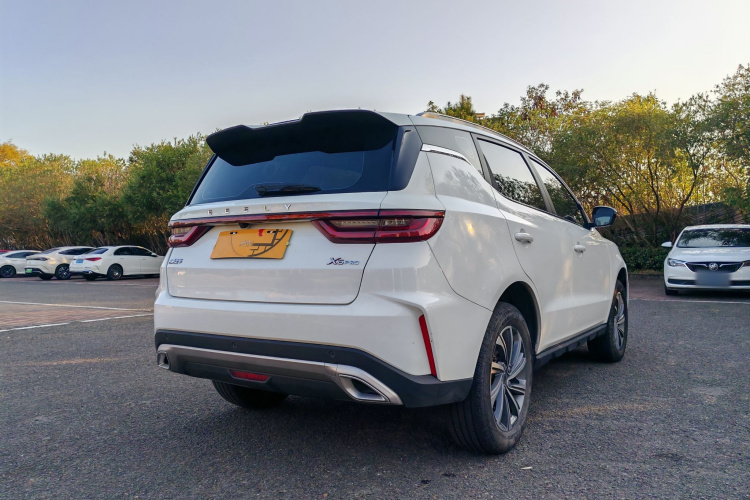 吉利汽车 远景X6 2021款 PRO 1.4T 自动尊贵型车身外观6005