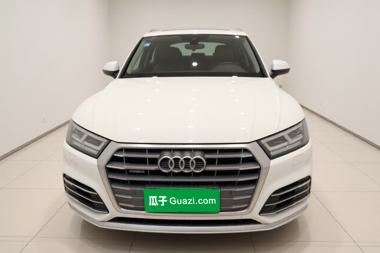 奥迪Q5L 2020款 改款 40 TFSI 荣享时尚型车身外观2