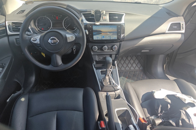日产 轩逸 2022款 经典 1.6XL CVT豪华版中控内饰7002