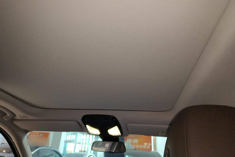 宝马3系 2023款 325Li M运动套装中控内饰22