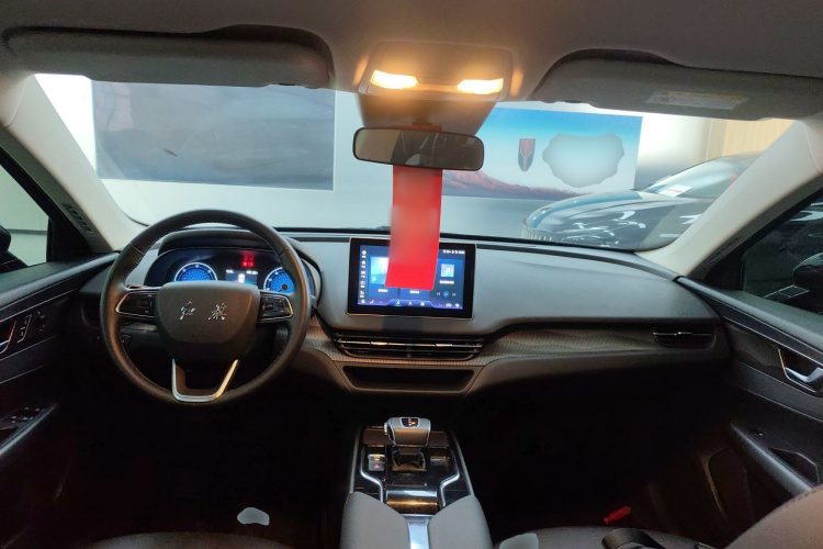 红旗E-QM5 2023款 改款 基础出行版中控内饰7002