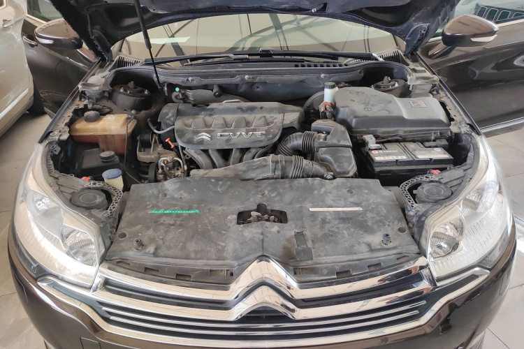 雪铁龙C5 2014款 2.0L 自动尊享型局部细节24