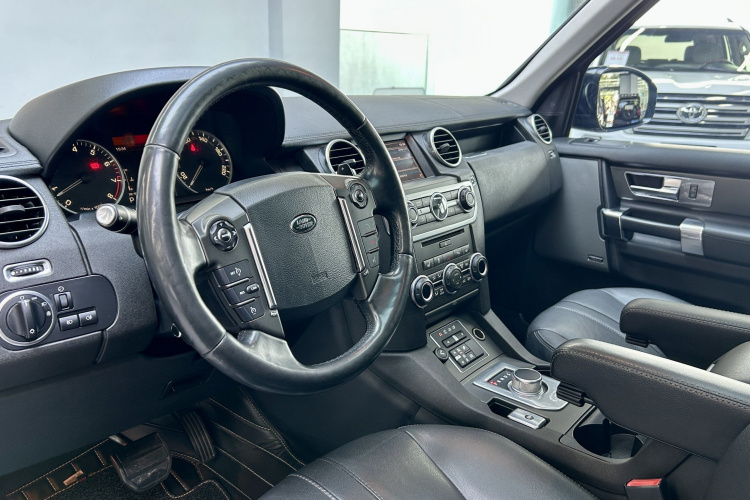 路虎 发现 2015款 3.0 SC V6 HSE中控内饰7002