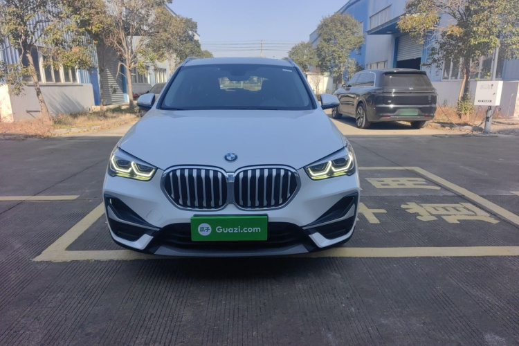 宝马X1 2020款 sDrive20Li 时尚型车身外观6001