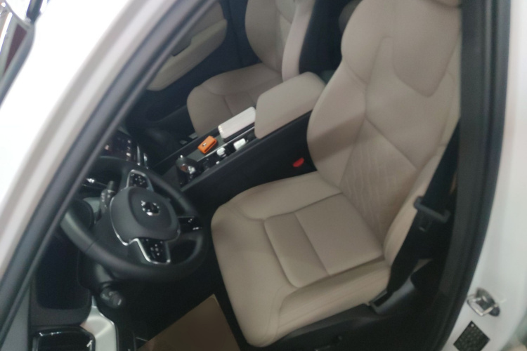 沃尔沃XC60 2026款 B5 四驱智逸豪华版局部细节19