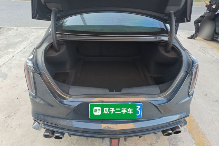 凯迪拉克CT4 2020款 28T 时尚型机舱底盘23