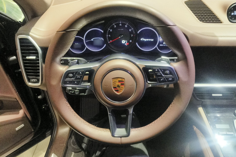 保时捷 2023款 Cayenne 3.0T中控内饰13