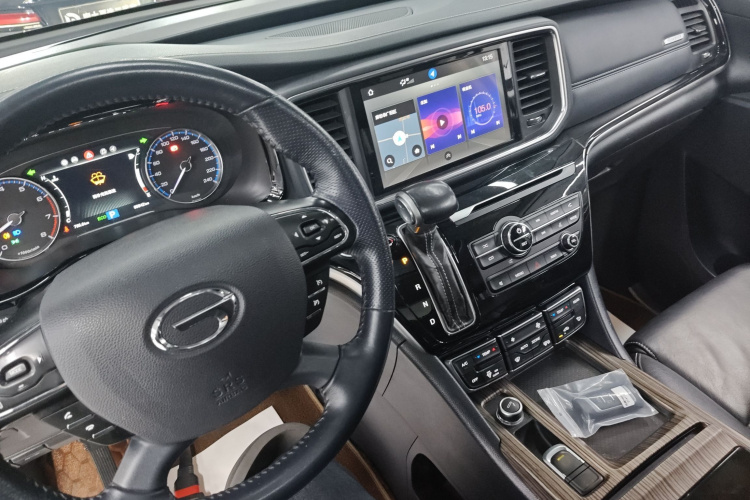 广汽传祺 传祺M8 2020款 领航款 390T 尊贵版中控内饰12