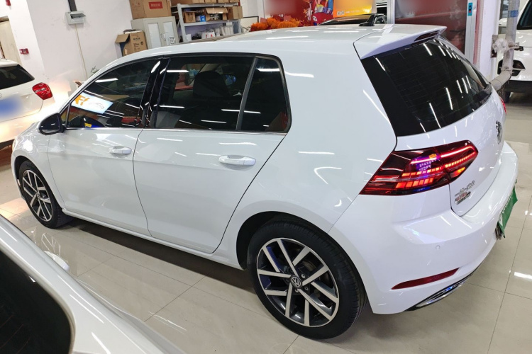 大众 高尔夫 2019款 280TSI DSG豪华型 国VI车身外观4