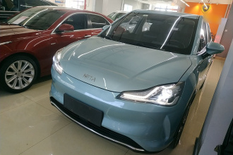 哪吒汽车 哪吒V 2022款 潮 400 Lite