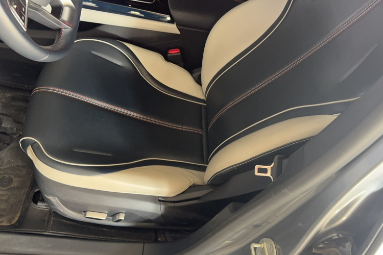 比亚迪 秦PLUS 2021款 DM-i 55KM 旗舰型中控内饰7007