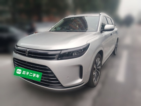 鸿蒙智行 问界M7 2024款 1.5T 后驱Plus版 6座