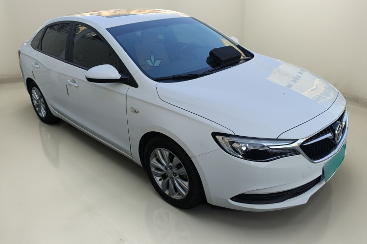 别克 英朗 2021款 改款 典范 1.5L 自动精英型车身外观3