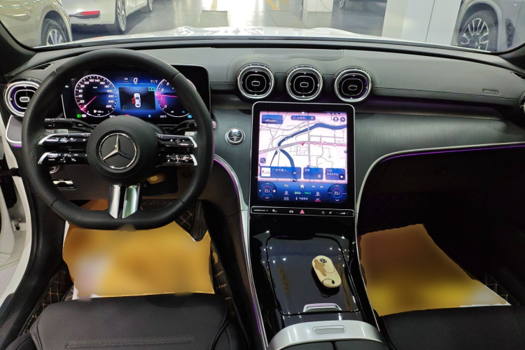 奔驰C级 2023款 改款 C 260 L 运动版中控内饰12