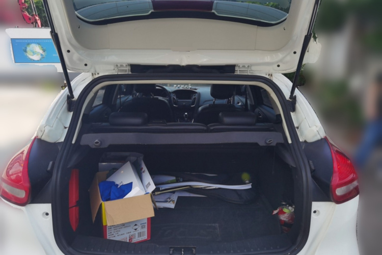 福特 福克斯 2017款 两厢 EcoBoost 180 自动精英型局部细节23