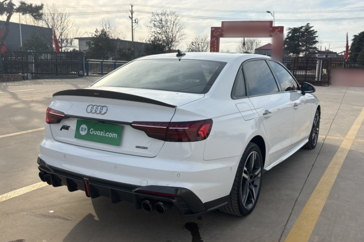 奥迪A4L 2020款 40 TFSI quattro 豪华动感型车身外观6004