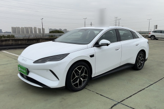 比亚迪 海豹06新能源 2025款 EV 545KM旗舰型
