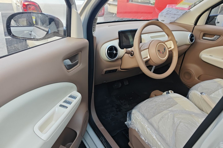 五菱汽车 宏光MINIEV 2025款 四门版 进阶款中控内饰20