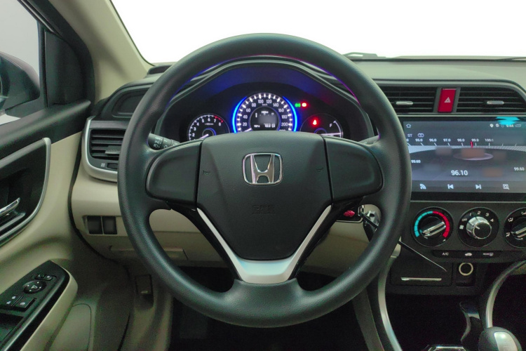 本田 凌派 2016款 1.8L 手动舒适版中控内饰13