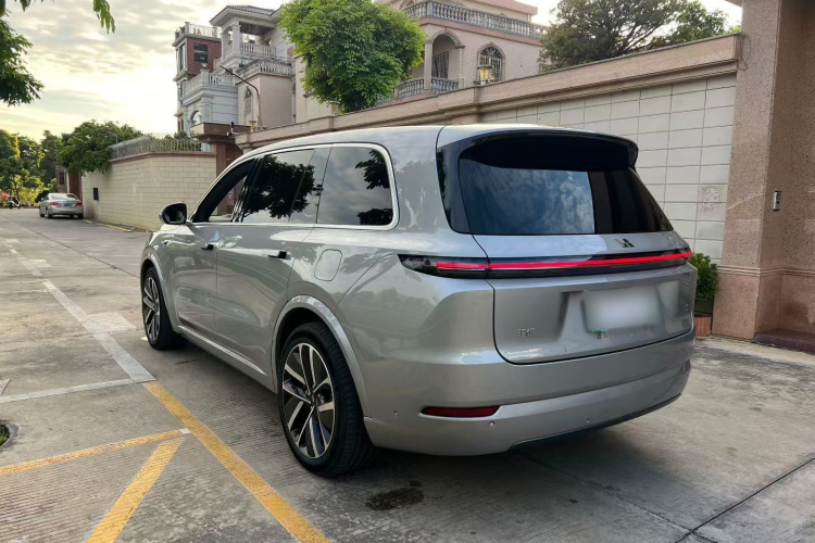 理想汽车 理想L9 2022款 Max车身外观6006