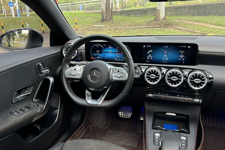 奔驰CLA 2020款 CLA 200 猎跑车中控内饰7006