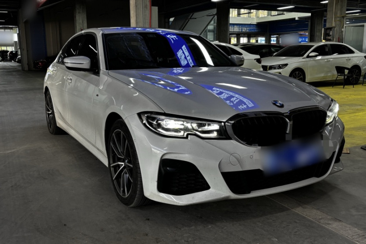 宝马3系 2021款 320Li M运动套装车身外观6009